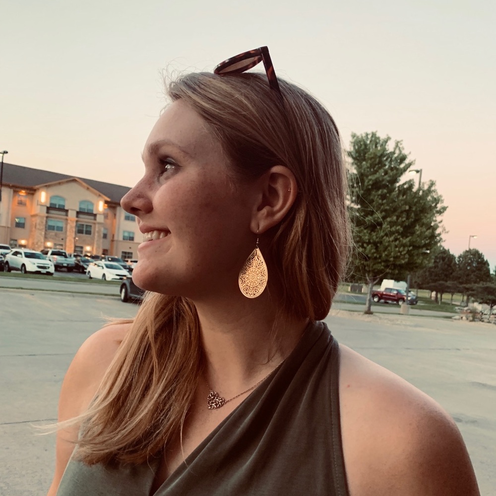 Meet your Posher, Emma